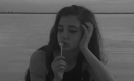 2018伤感说说让人流泪的说说及配图 说说配图伤感流泪送给悲伤的自己1